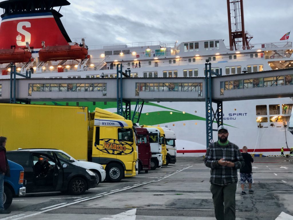 Fähre Gdynia nach Karlskrona in der Haustierkabine